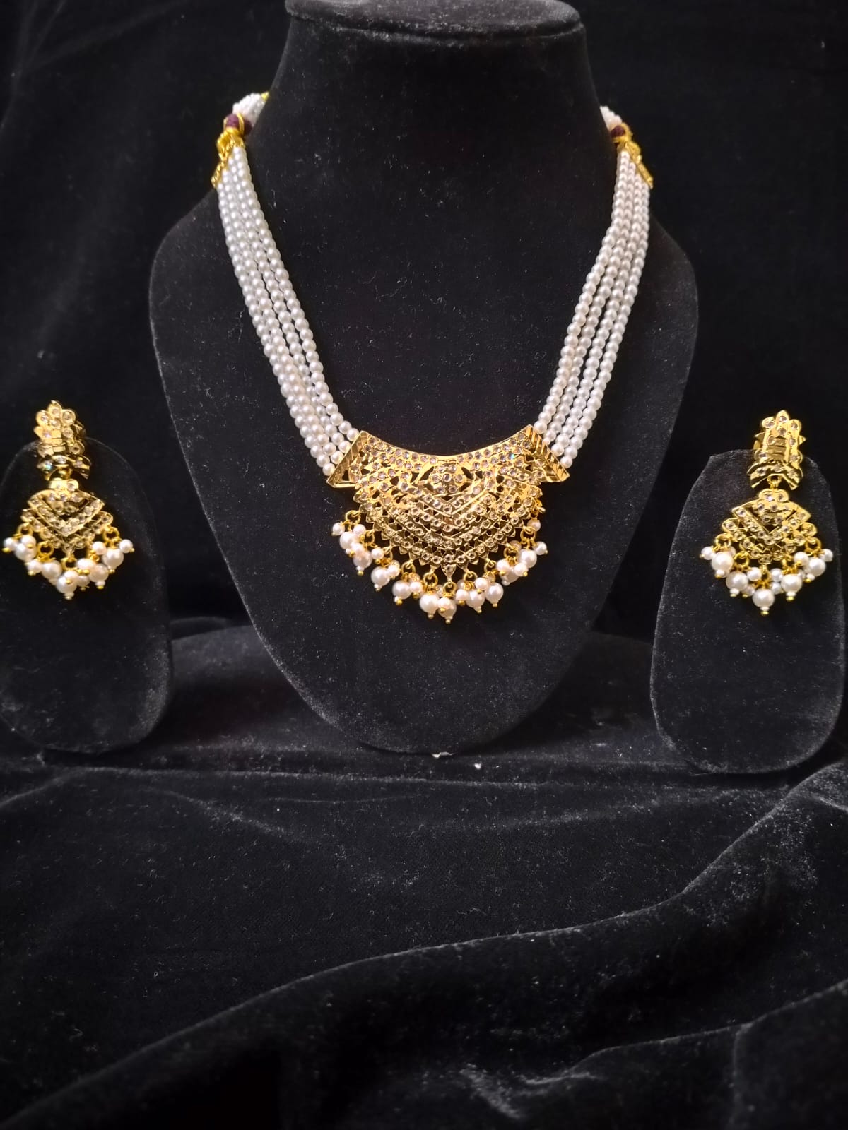 Royal Jadau Neckalce Set