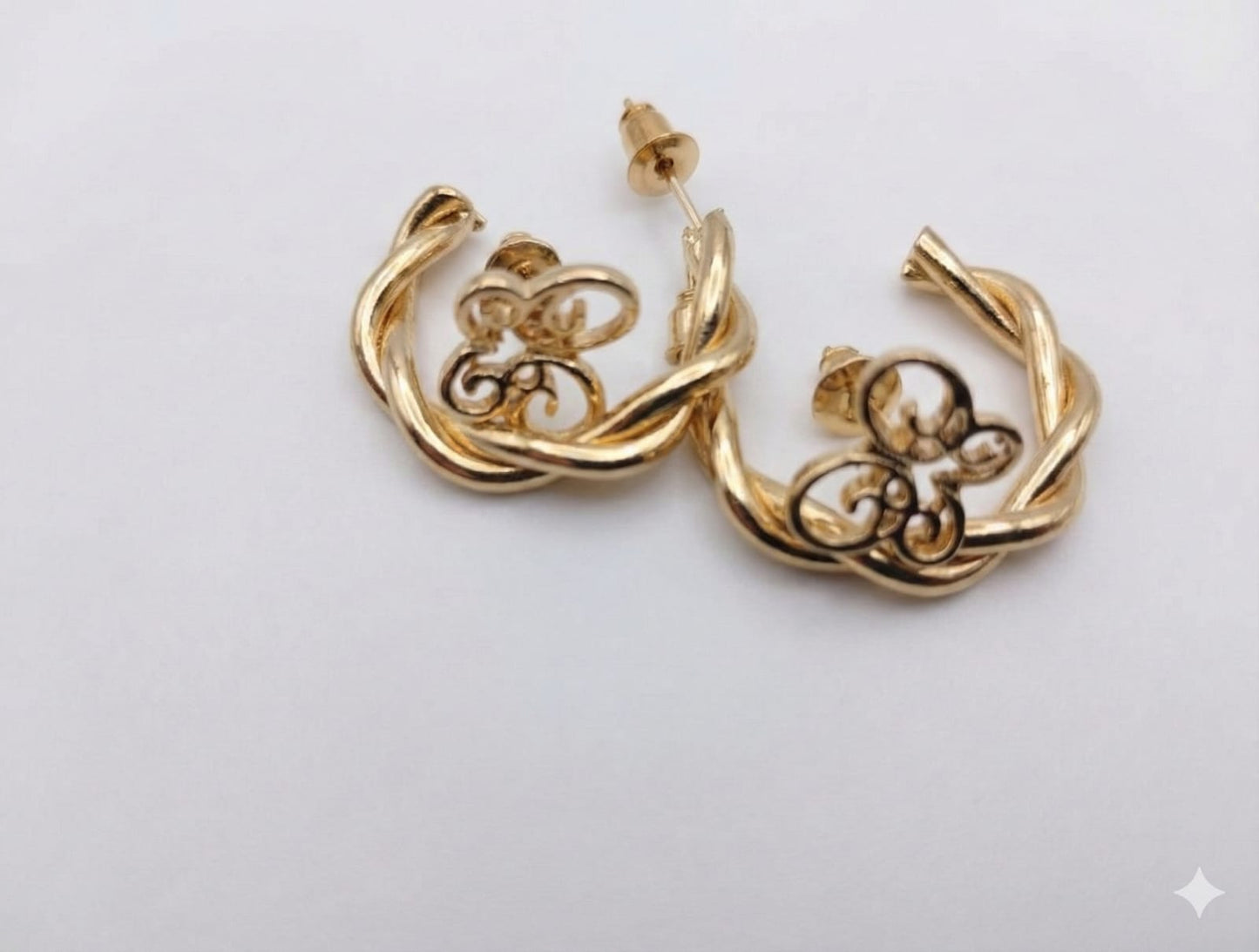 The Complete Golden Radiance Collection: From Romantic Hearts to Modern Classics